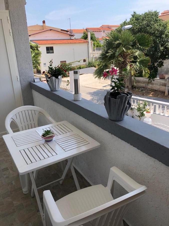 Apartman Mia Ana Tribunj  Exterior photo